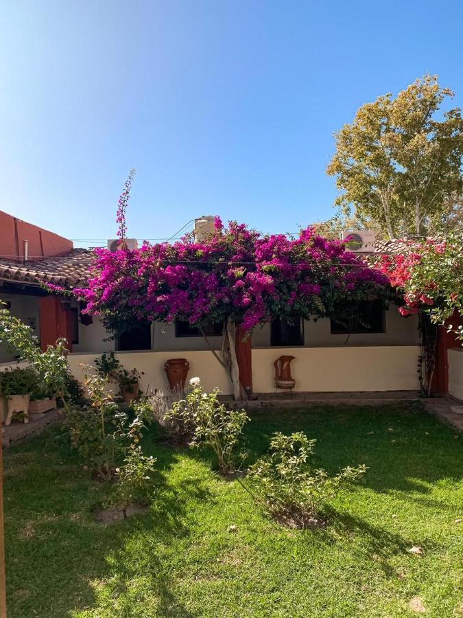 El Hospedaje Acomodação com café da manhã Cafayate Exterior foto